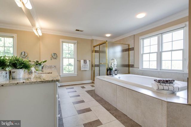 1987 TURNBERRY CT, Finksburg, MD 21048