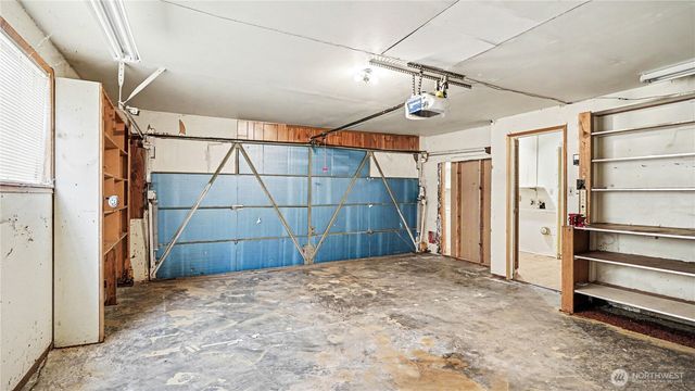 3437 77th Avenue SE, Mercer Island, WA 98040