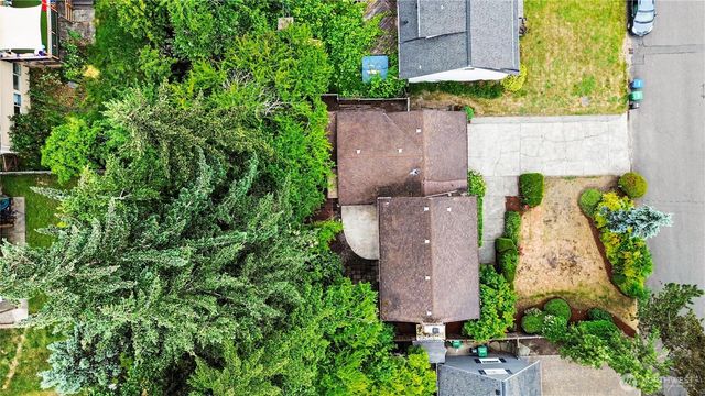 3437 77th Avenue SE, Mercer Island, WA 98040