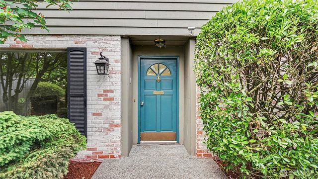 3437 77th Avenue SE, Mercer Island, WA 98040