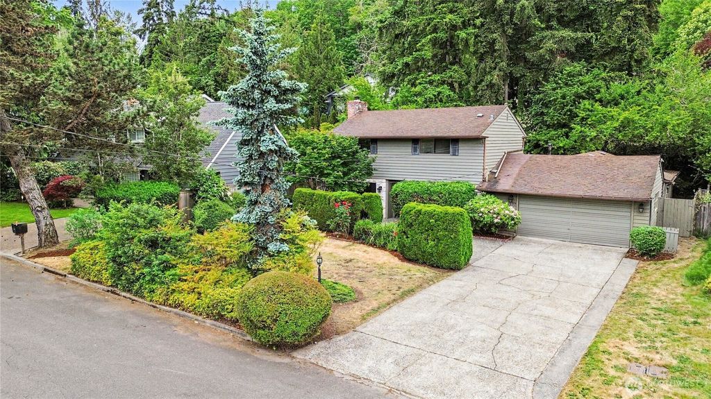 3437 77th Avenue SE, Mercer Island, WA 98040