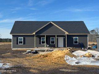 858 Middle Swamp Road, Corapeake, NC 27926