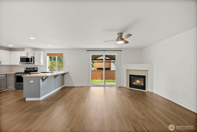 3324 Kona Street NE, Lacey, WA 98516