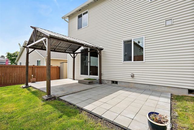 3324 Kona Street NE, Lacey, WA 98516