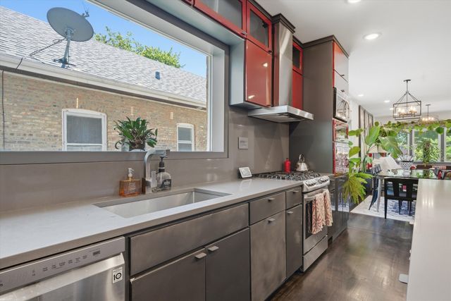2645 Cuyler Avenue, Berwyn, IL 60402