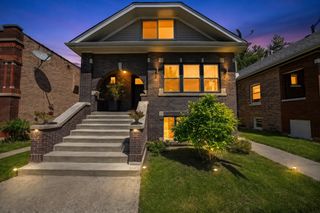 2645 Cuyler Avenue, Berwyn, IL 60402