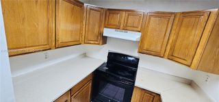 6820 W Flagler St 105, Miami, FL 33144