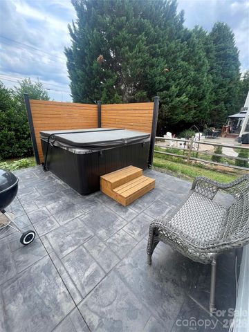 19942 Scanmar Lane, Cornelius, NC 28031