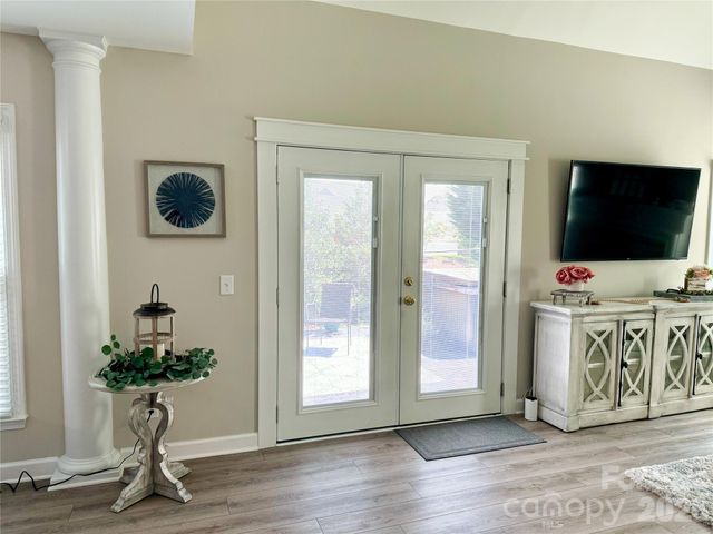 19942 Scanmar Lane, Cornelius, NC 28031
