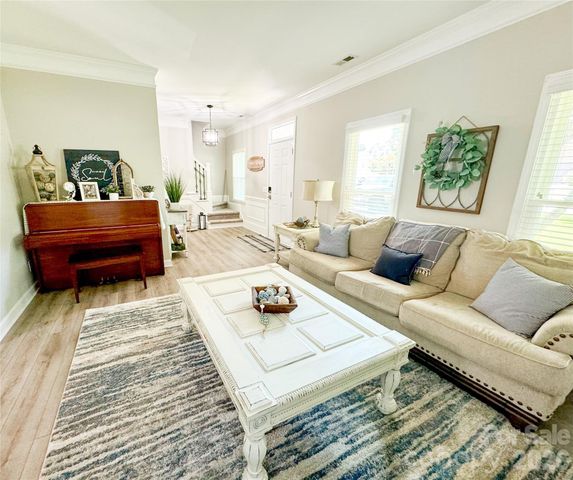 19942 Scanmar Lane, Cornelius, NC 28031
