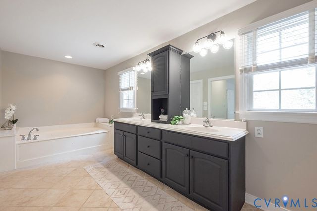 3905 Holmbank Ct, Henrico, VA 23233
