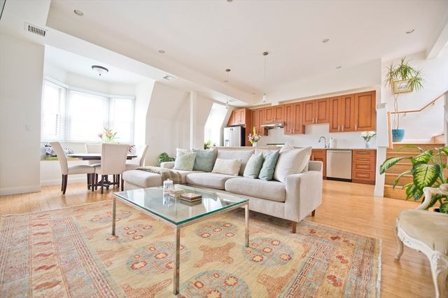 14 Worcester Sq 5, Boston, MA 02118