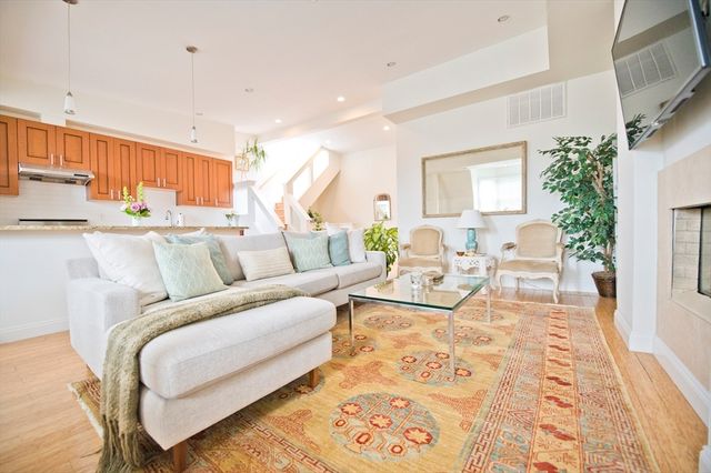 14 Worcester Sq 5, Boston, MA 02118