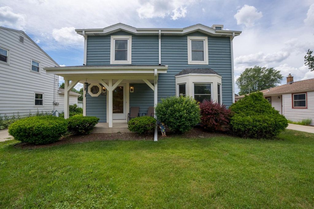 1139 S 120th STREET, West Allis, WI 53214