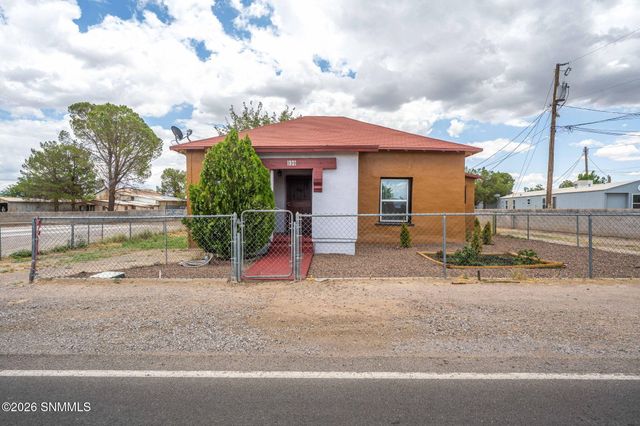 335 Armstrong, Las Cruces, NM 88007