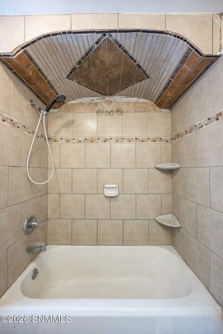 335 Armstrong, Las Cruces, NM 88007