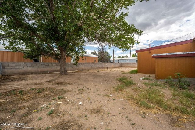 335 Armstrong, Las Cruces, NM 88007