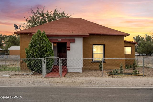 335 Armstrong, Las Cruces, NM 88007