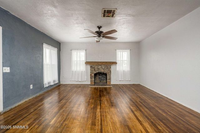 335 Armstrong, Las Cruces, NM 88007