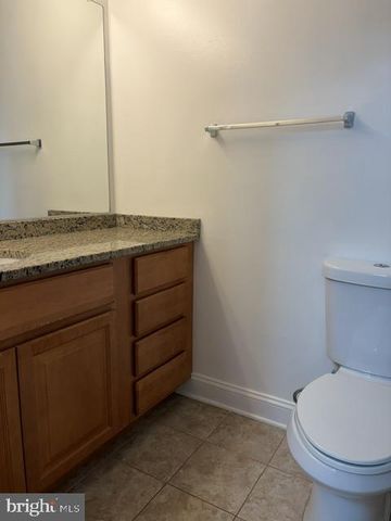 918 STUBBLEFIELD LN, Baltimore, MD 21202