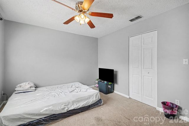 979 Surry Lane A, Gastonia, NC 28054