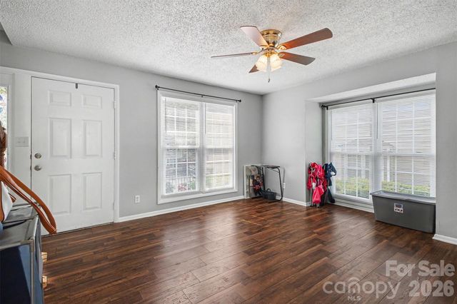 979 Surry Lane A, Gastonia, NC 28054