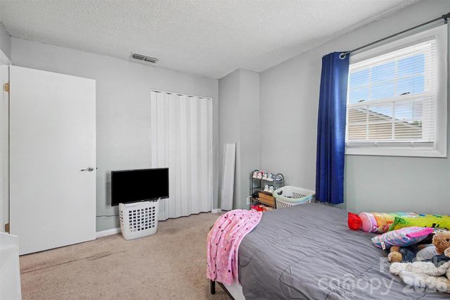 979 Surry Lane A, Gastonia, NC 28054