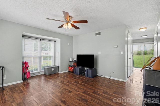 979 Surry Lane A, Gastonia, NC 28054