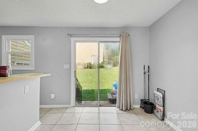 979 Surry Lane A, Gastonia, NC 28054