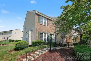 979 Surry Lane A, Gastonia, NC 28054