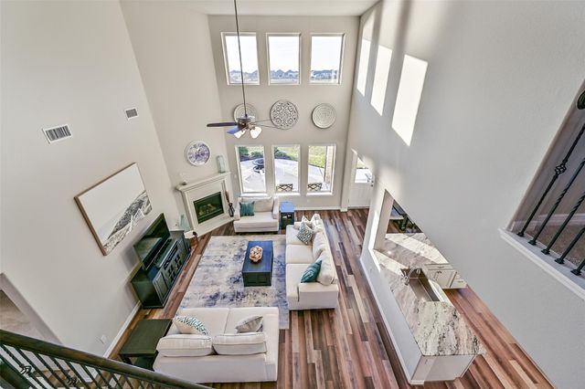 3103 Flora Manor Drive, Texas City, TX 77568