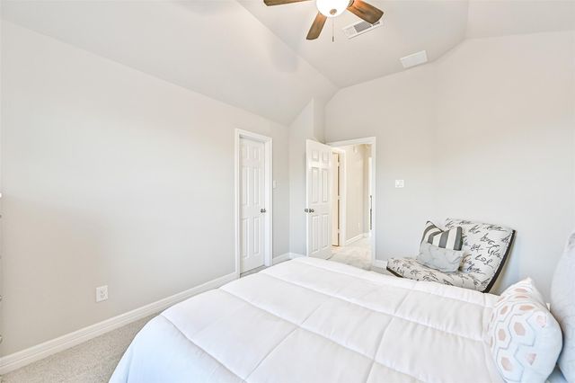 3103 Flora Manor Drive, Texas City, TX 77568