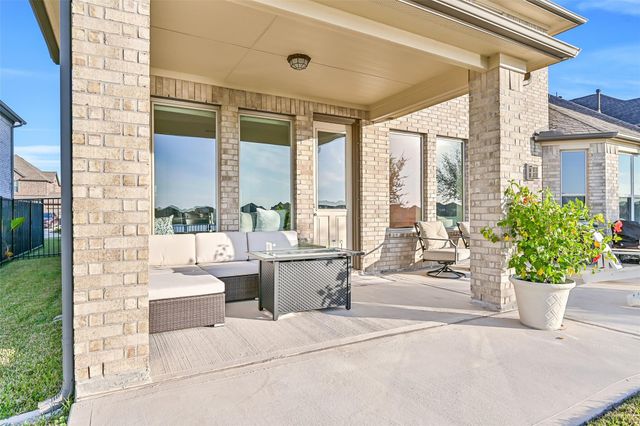 3103 Flora Manor Drive, Texas City, TX 77568