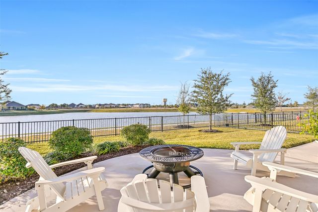 3103 Flora Manor Drive, Texas City, TX 77568