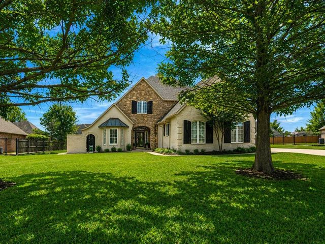 1250 N Tea Olive Way, Mustang, OK 73064
