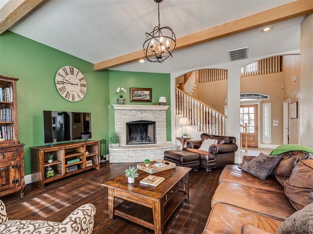 1250 N Tea Olive Way, Mustang, OK 73064