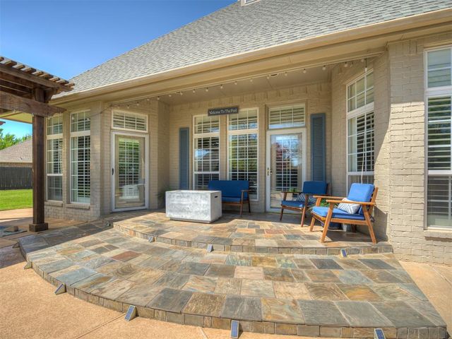 1250 N Tea Olive Way, Mustang, OK 73064