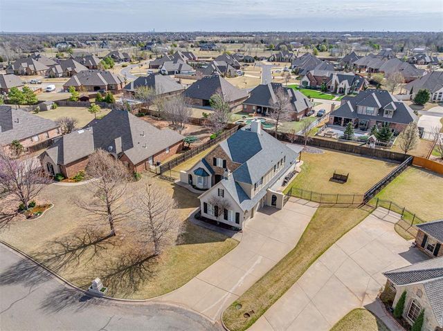 1250 N Tea Olive Way, Mustang, OK 73064