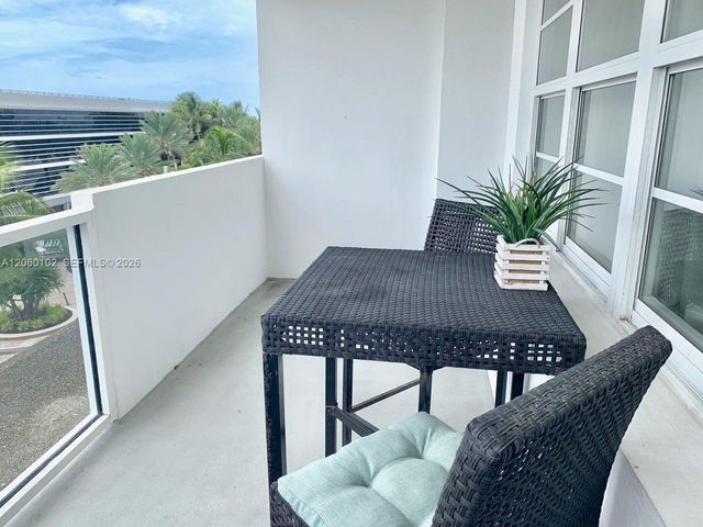 100 Lincoln Rd 427, Miami Beach, FL 33139