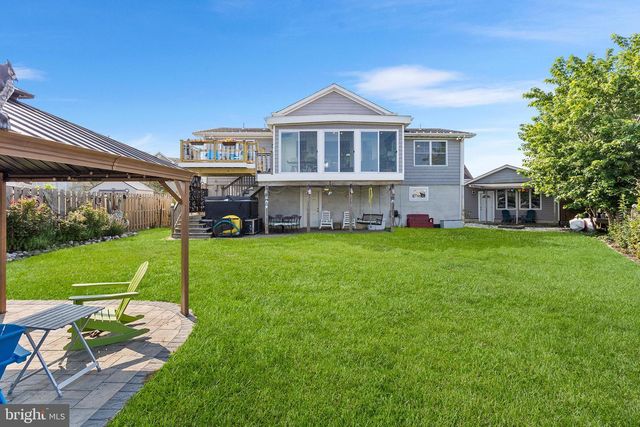 31 DADDY TUCKER, Little Egg Harbor Twp, NJ 08087