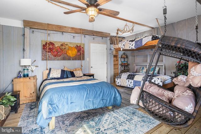 31 DADDY TUCKER, Little Egg Harbor Twp, NJ 08087