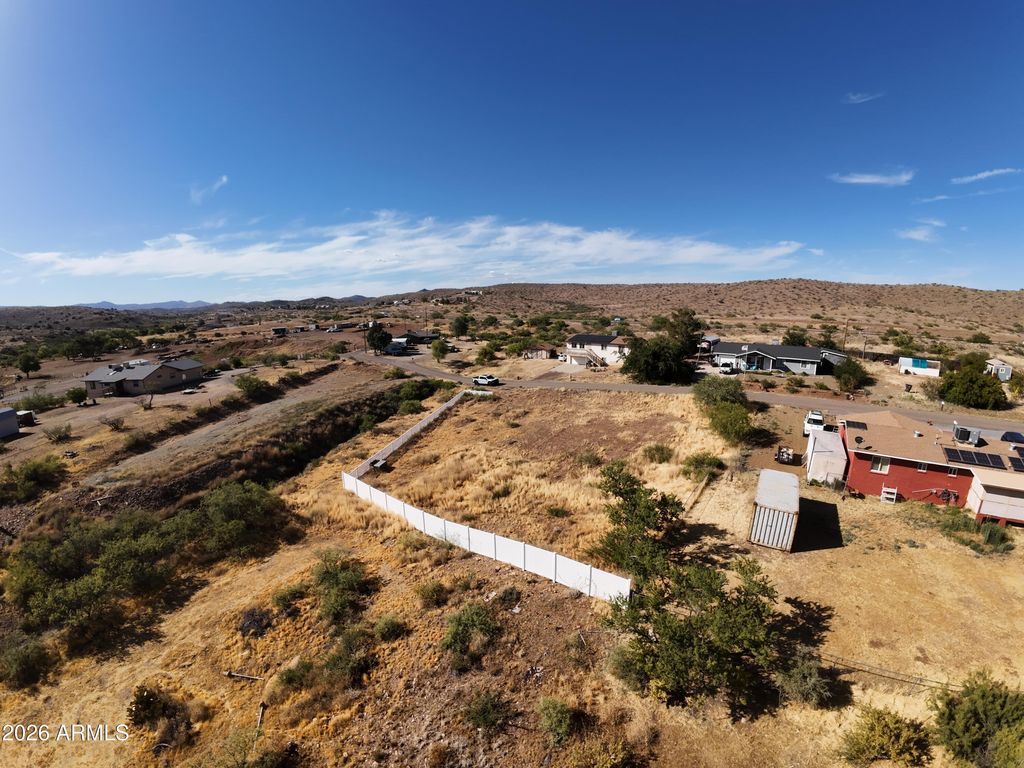 Image 9 of property listing at 17025 E SPRING VALLEY Road 821, Mayer, AZ 86333