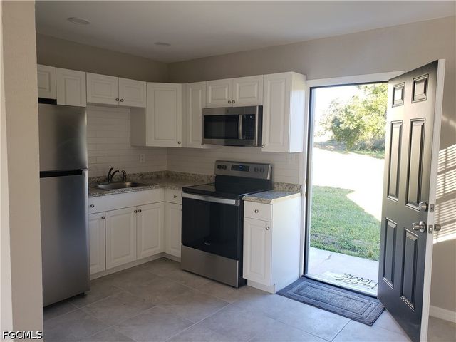 204 1st ST, Fort Myers, FL 33907