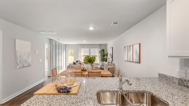 126 Broadstone Drive, Summerville, SC 29486