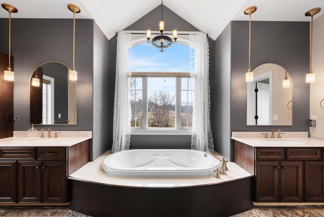 1829 County Highway K, Hartford, WI 53027