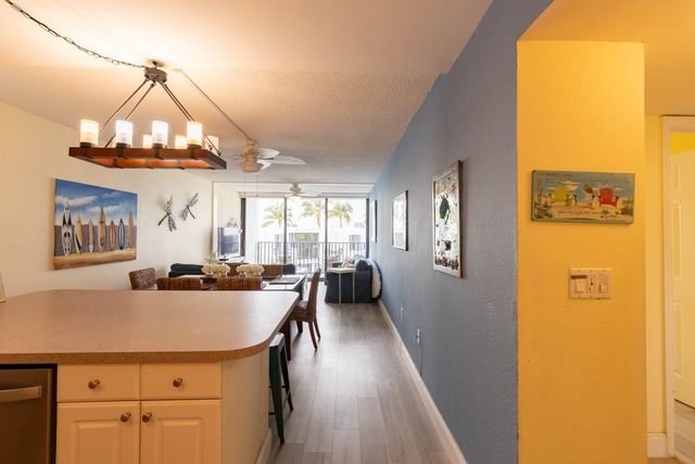 104350 Overseas Hwy Apt A204, Key Largo, FL 33037