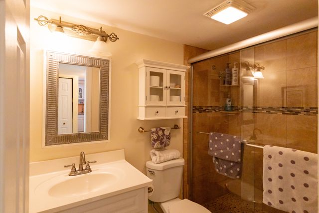 104350 Overseas Hwy Apt A204, Key Largo, FL 33037