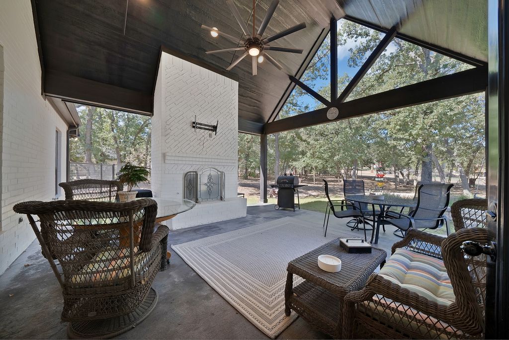 709 Hidden Branch Lane, Reno, TX 76020 — photo 2