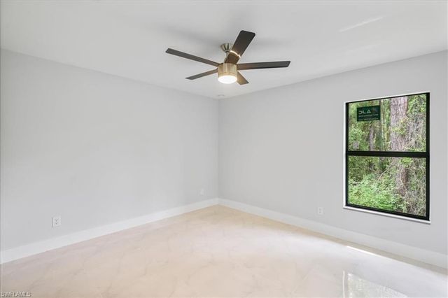 575 Beach AVE S, Lehigh Acres, FL 33974