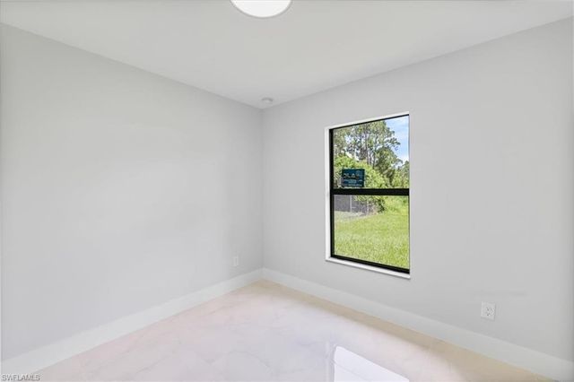 575 Beach AVE S, Lehigh Acres, FL 33974